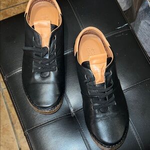 Spring Step Black Leather Men’s Chukka Boots with Tan Lining